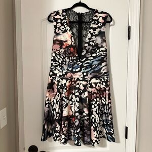 Sexy plunge mini dress with lace back 🔥